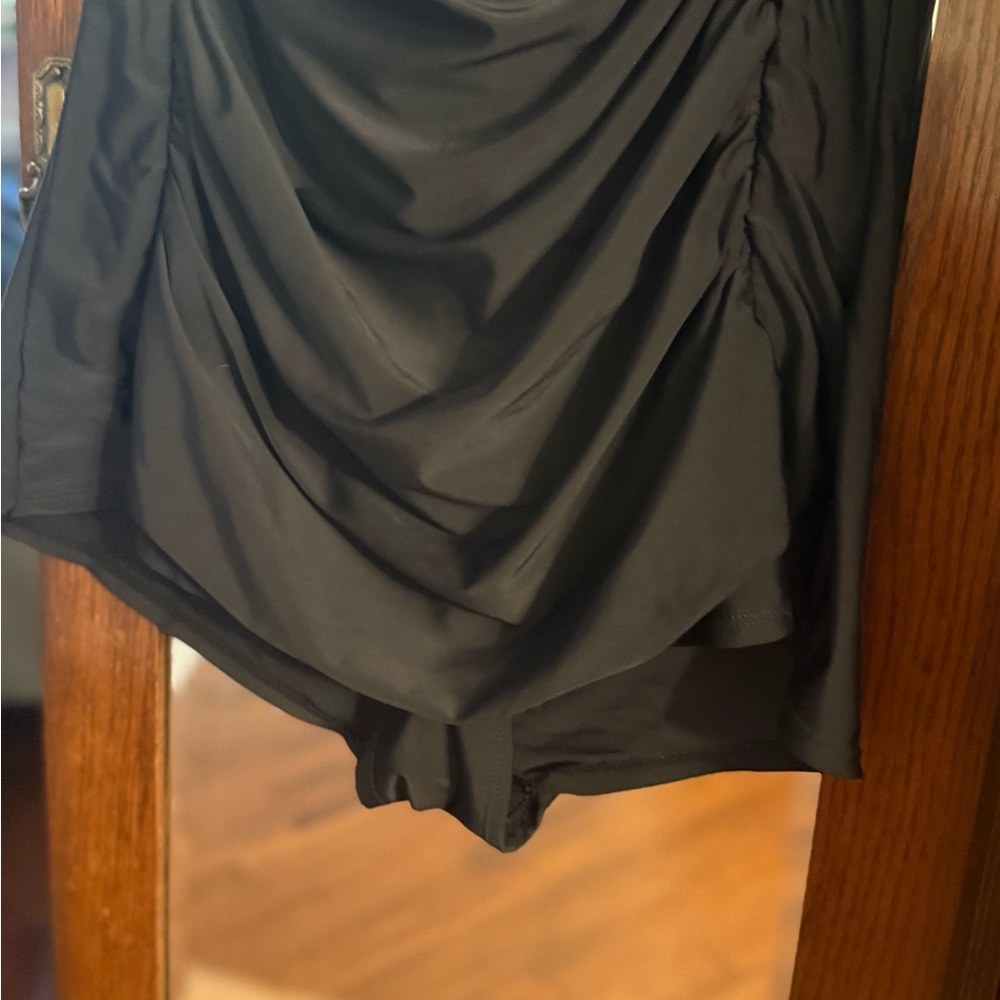 Black Halter Ruched Cocktail Dress - Picture 3 of 6